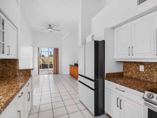 3-bedroom home for rent in Boca Raton - 7848 Travelers Tree Drive - MondialRealty