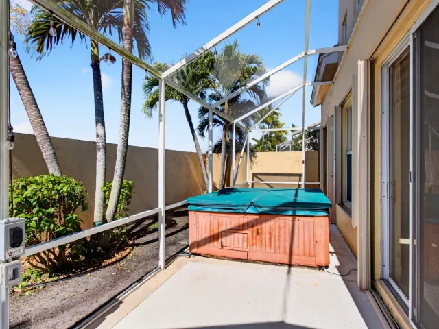 3-bedroom home for rent in Boca Raton - 7848 Travelers Tree Drive - MondialRealty