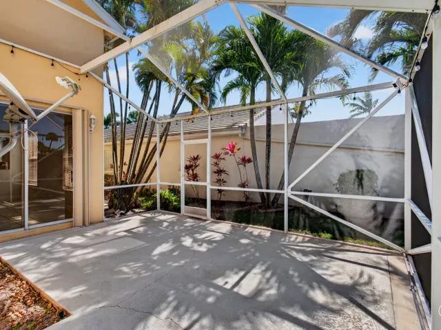 3-bedroom home for rent in Boca Raton - 7848 Travelers Tree Drive - MondialRealty