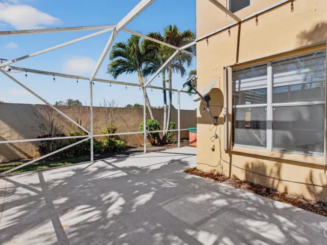 3-bedroom home for rent in Boca Raton - 7848 Travelers Tree Drive - MondialRealty