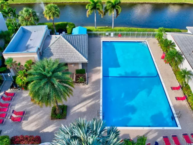 3-bedroom home for rent in Boca Raton - 7848 Travelers Tree Drive - MondialRealty
