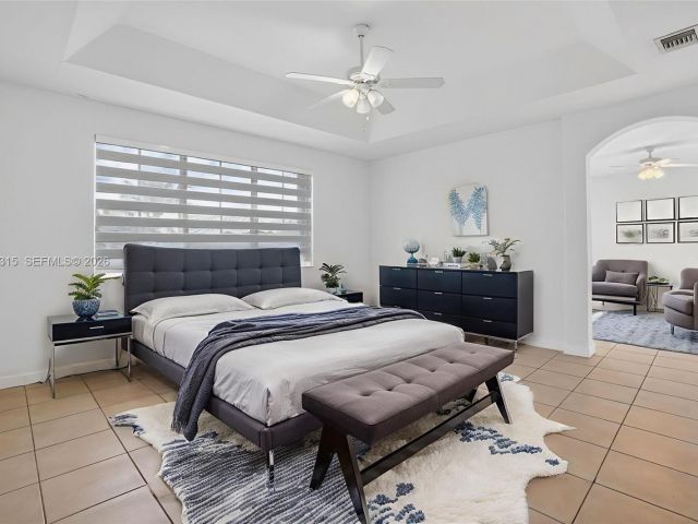 Home for rent at 15051 SW 18th Ter - photo 7515724