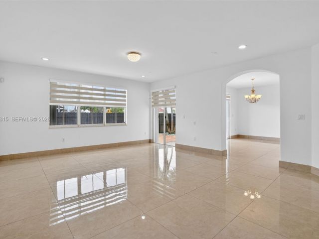 Home for rent at 15051 SW 18th Ter - photo 7515725