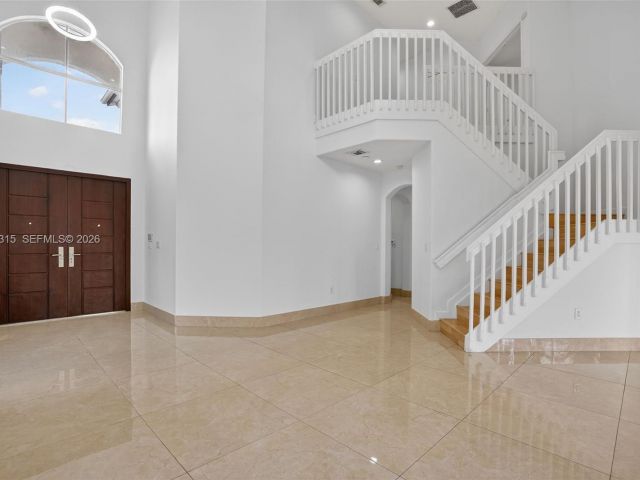 Home for rent at 15051 SW 18th Ter - photo 7515728