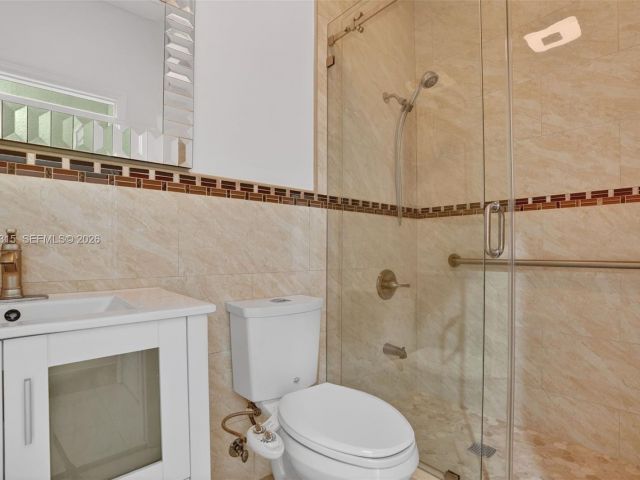 Home for rent at 15051 SW 18th Ter - photo 7515729