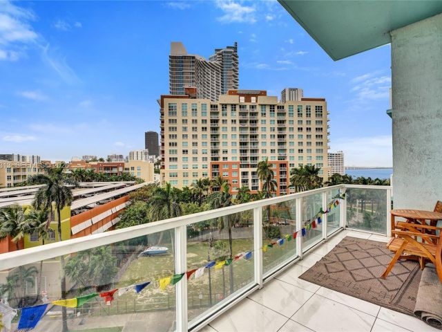 Apartment for sale  Unit #816 - photo 7516345