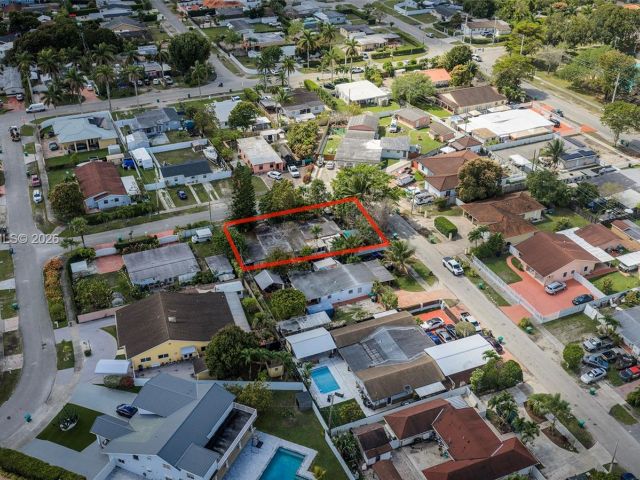 Home for sale at 4661 SW 101st Ave - photo 7515978