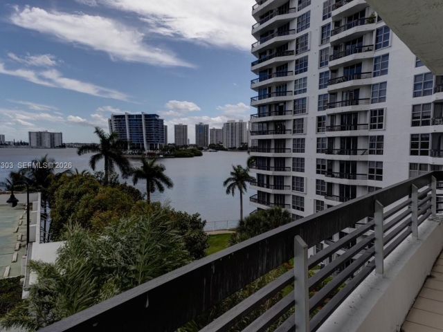 Apartment for sale  Unit #613 - photo 7521774