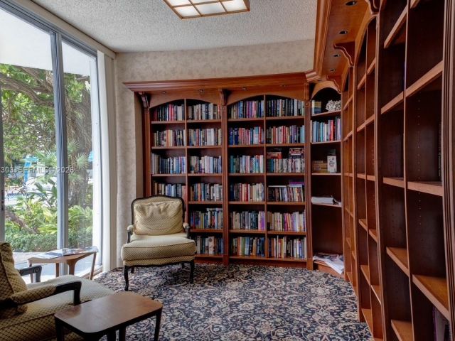 Apartment for sale  Unit #613 - photo 7521786