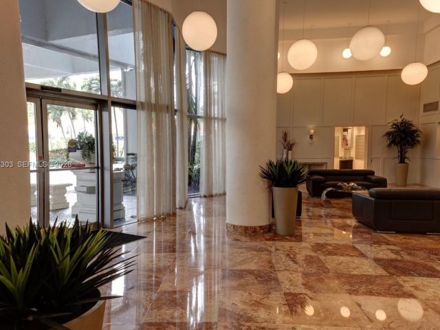 Apartment for sale  Unit #613 - photo 7521787