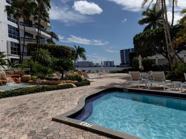 Apartment for sale  Unit #613 - photo 7521790