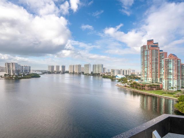 Apartment for rent  Unit #1401 - photo 7528544