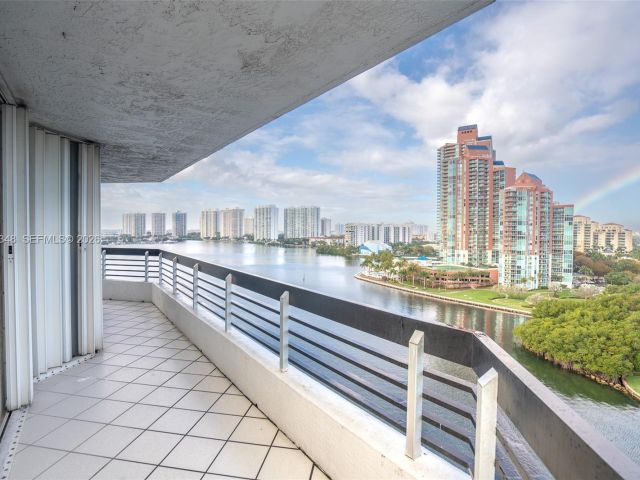 Apartment for rent  Unit #1401 - photo 7528548