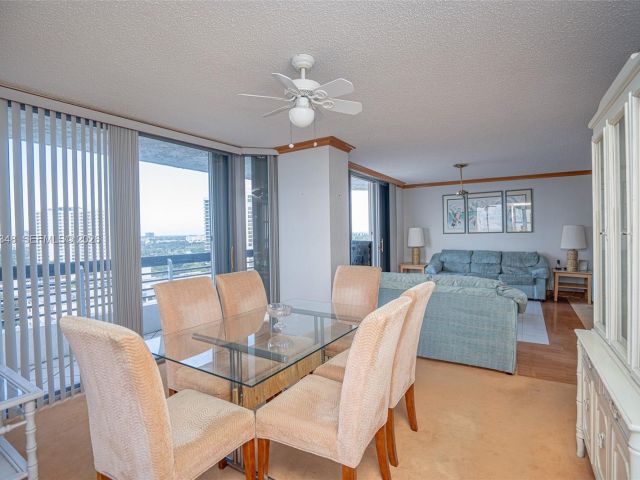 Apartment for rent  Unit #1401 - photo 7528552