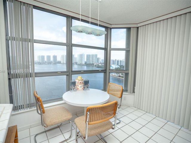 Apartment for rent  Unit #1401 - photo 7528556