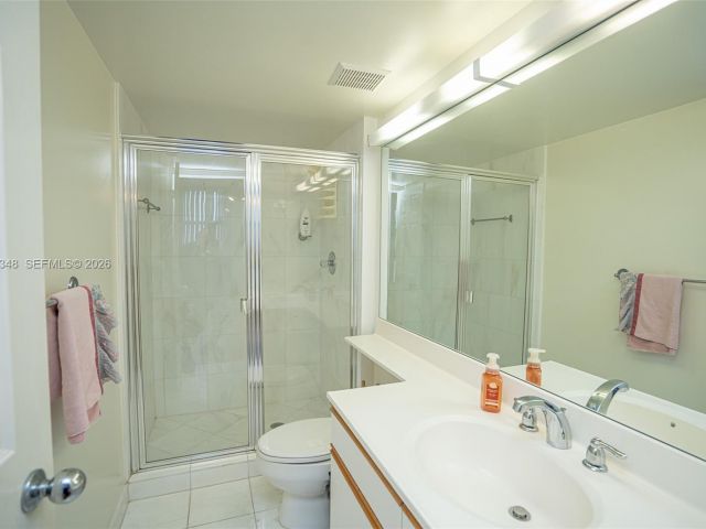 Apartment for rent  Unit #1401 - photo 7528561