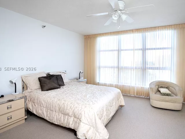 3-bedroom condo for rent in Aventura - 3530 Mystic Pointe Dr 1401 - MondialRealty