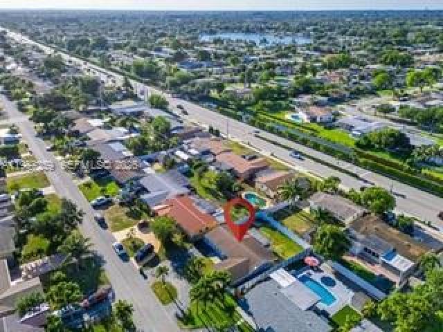 Home for rent at 8461 NW 16th St 8461 - photo 7515893