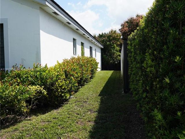 Home for sale at 16869 SW 109th Pl - photo 7519709