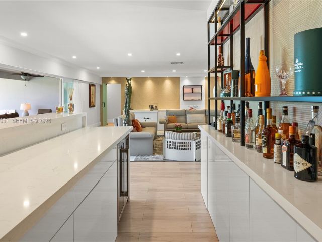 Home for rent at 424 Alamanda Dr - photo 7521397