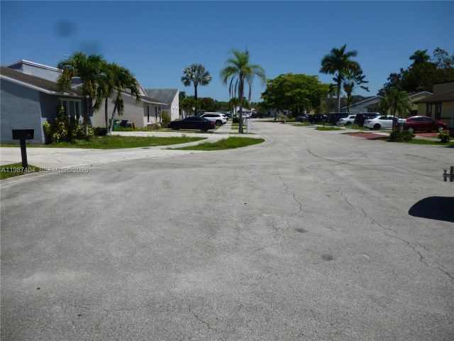 Home for sale at 19372 SW 119th Ct - photo 7515983