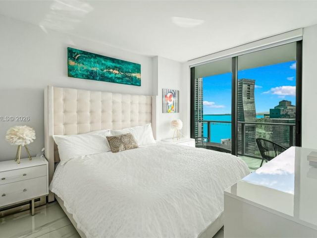 Apartment for rent  Unit #4306 - photo 7516103