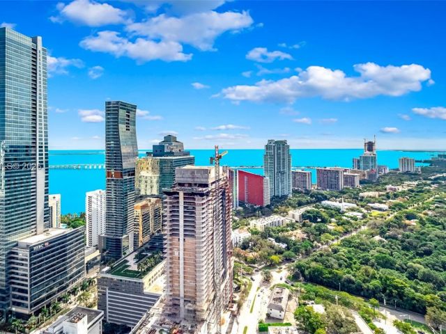 Apartment for rent  Unit #4306 - photo 7516118