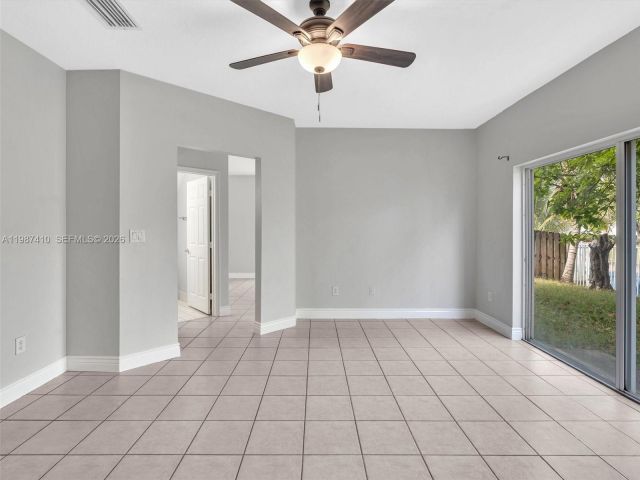 Home for rent at 1498 SW 106th Ave 1498 - photo 7515966