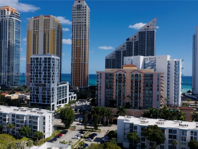 Apartment for rent  Unit #1205 - photo 7516396