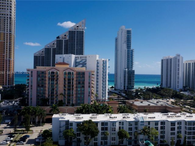 Apartment for rent  Unit #1205 - photo 7516397