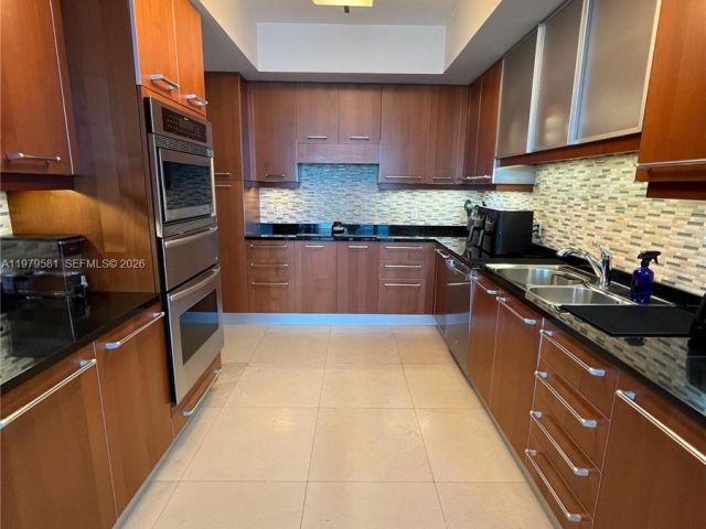 Apartment for sale  Unit #3102 - photo 7522910