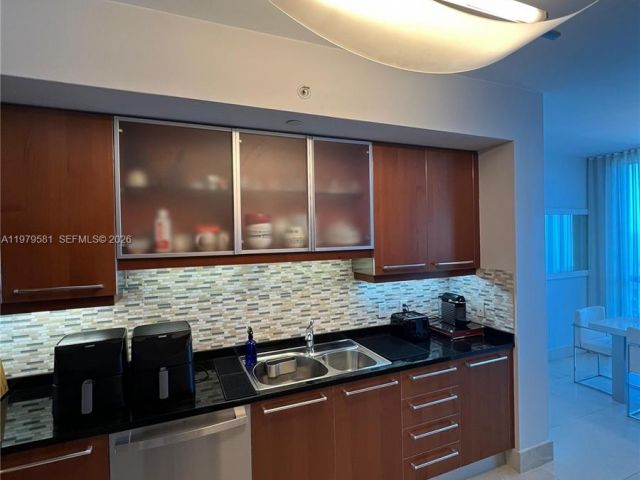 Apartment for sale  Unit #3102 - photo 7522912