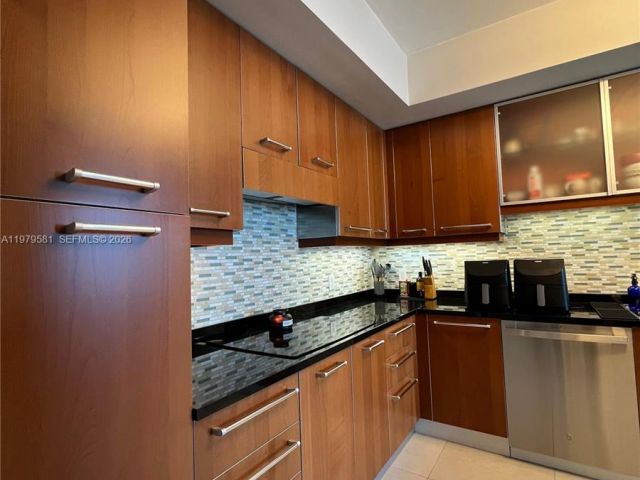 Apartment for sale  Unit #3102 - photo 7522913