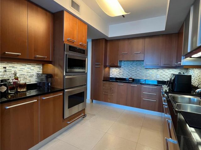 Apartment for sale  Unit #3102 - photo 7522915