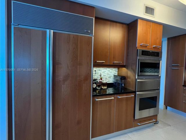 Apartment for sale  Unit #3102 - photo 7522916