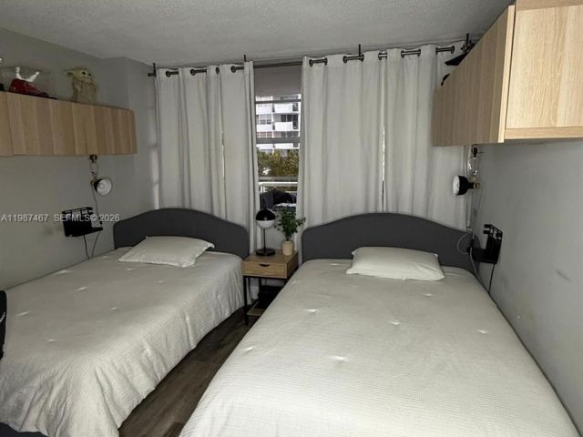 Apartment for rent  Unit #404 - photo 7519807