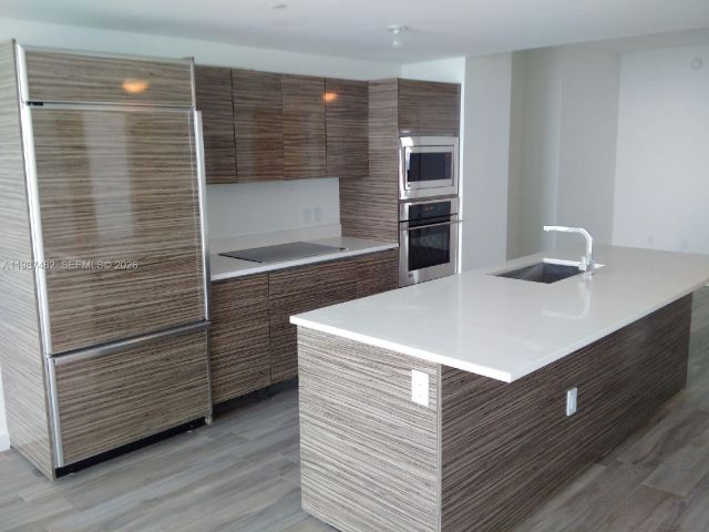 Apartment for rent  Unit #3705 - photo 7518873