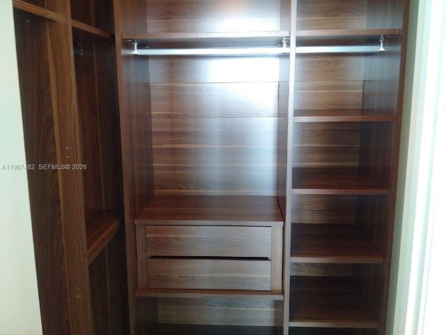 Apartment for rent  Unit #3705 - photo 7518877