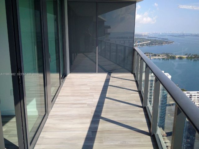 Apartment for rent  Unit #3705 - photo 7518879