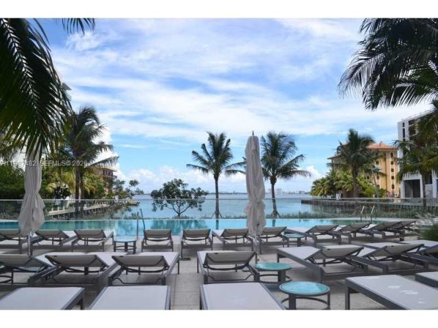 Apartment for rent  Unit #3705 - photo 7518881