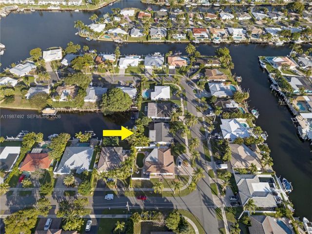 Home for rent at 371 SE 3rd St 371 - photo 7517578