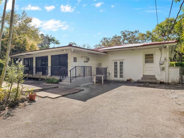 Home for sale at 731 San Juan Dr - photo 7517503