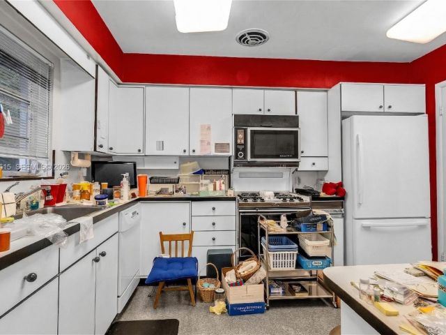 Home for sale at 731 San Juan Dr - photo 7517510