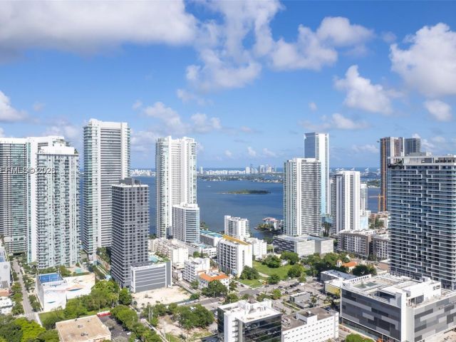 Apartment for rent  Unit #4805 - photo 7519014