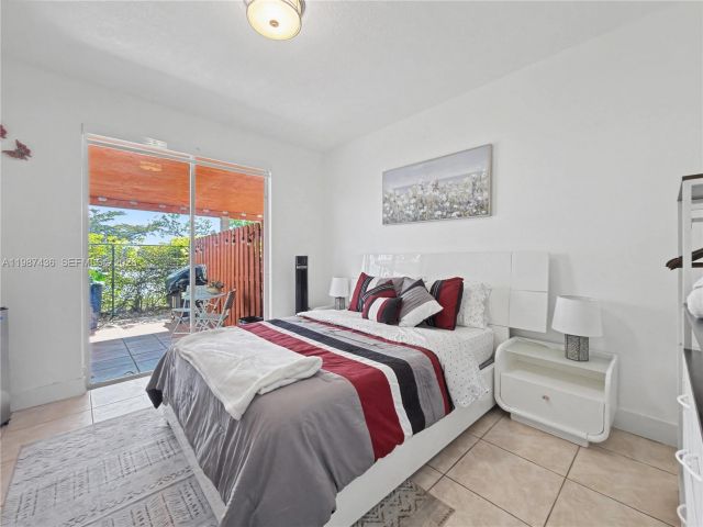 Home for sale at 16004 SW 87th Ter - photo 7517823