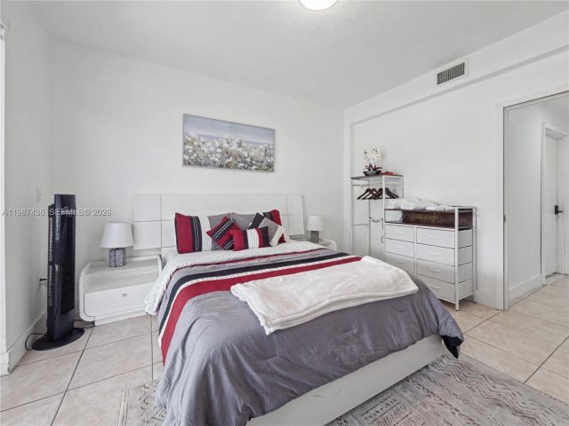 Home for sale at 16004 SW 87th Ter - photo 7517825