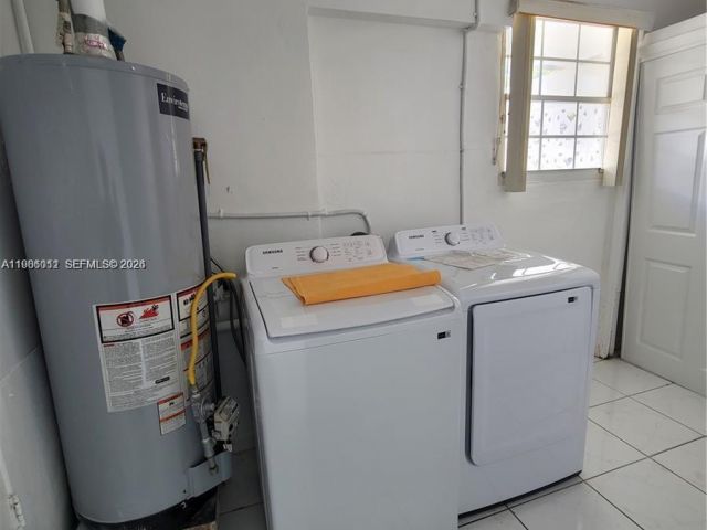 Home for sale at 12305 SW 42nd St - photo 7517816