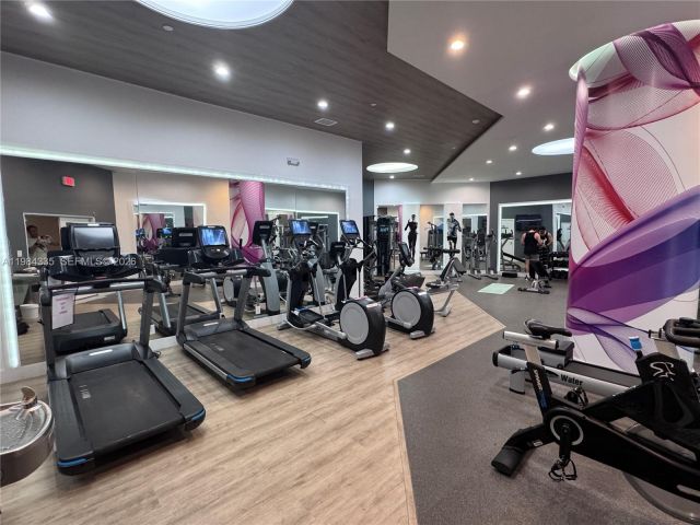 Apartment for sale  Unit #1002 - photo 7519968