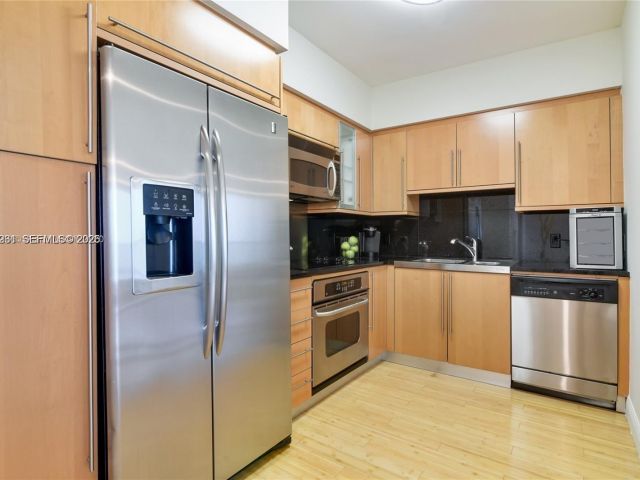 Apartment for rent  Unit #2810 - photo 7519746