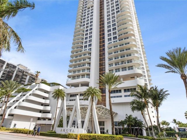 Apartment for rent  Unit #2810 - photo 7519753